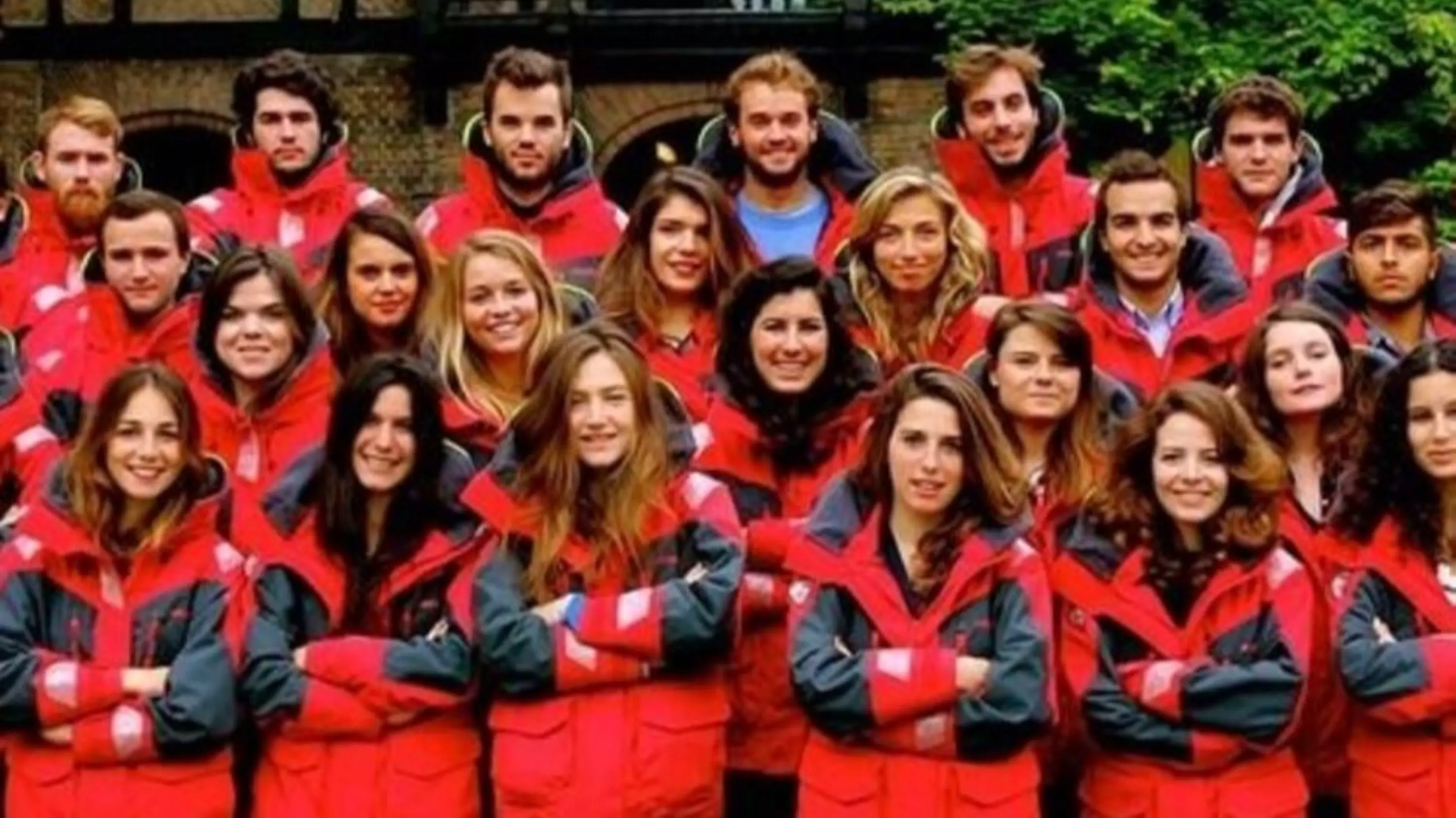 L'association Course Croisière EDHEC composée d'une cinquantaine d'étudiants