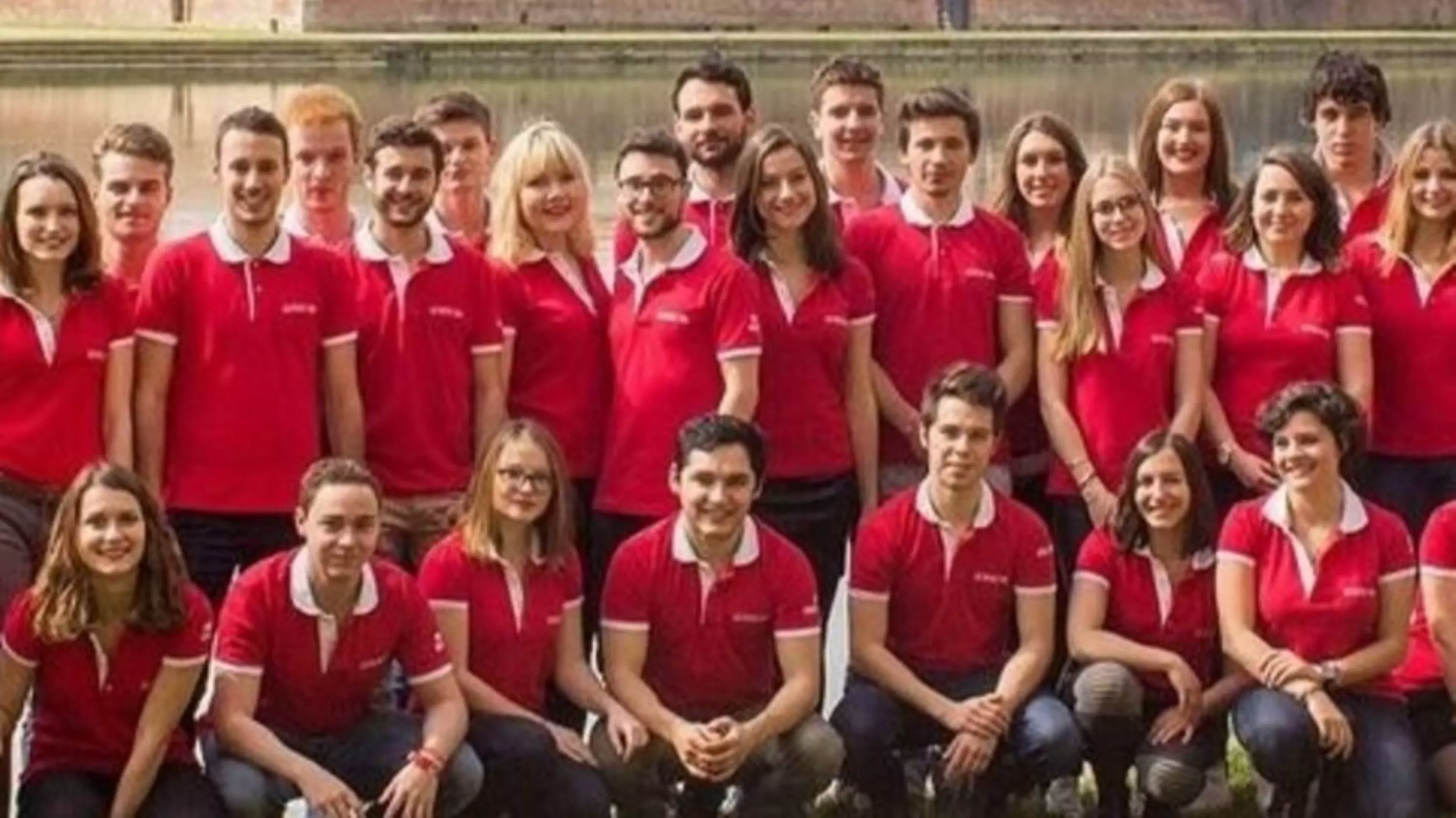 Ensemble des membres du Petit Tou